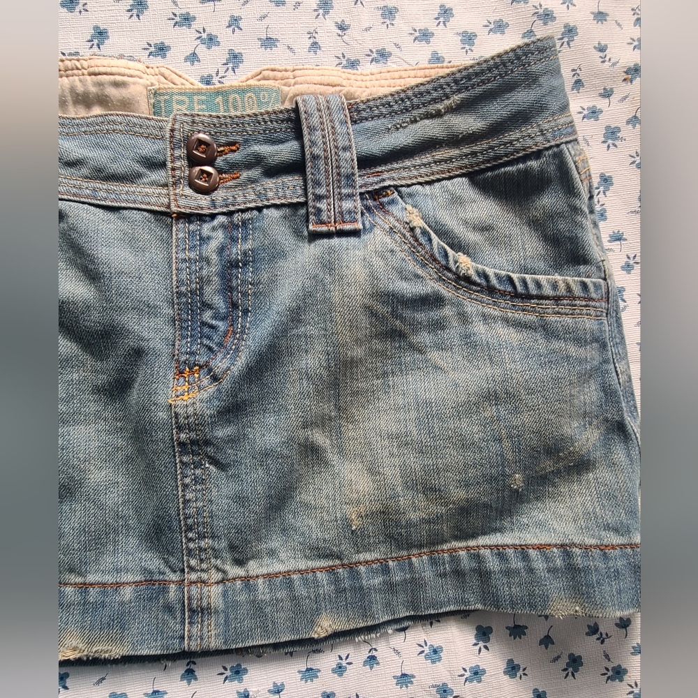 Distressed Y2K style mini skirt